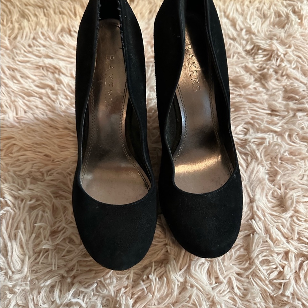 Bakers Wedges size 6 1/2